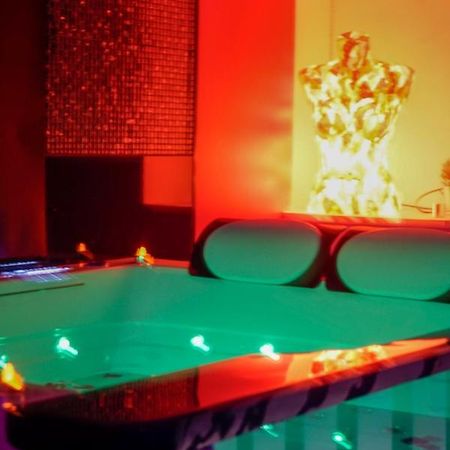 Bed and Breakfast Desir'Oom Cabannes Экстерьер фото